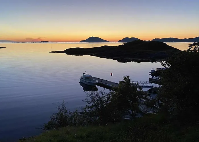 Semesterbostad 3 Bedroom Stunning In Tansoy